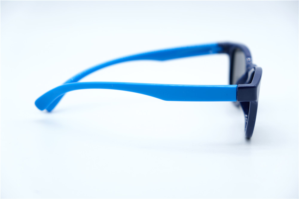  Солнцезащитные очки картинка 2026 Детские Tincon Polarized Классические T8157-C3 