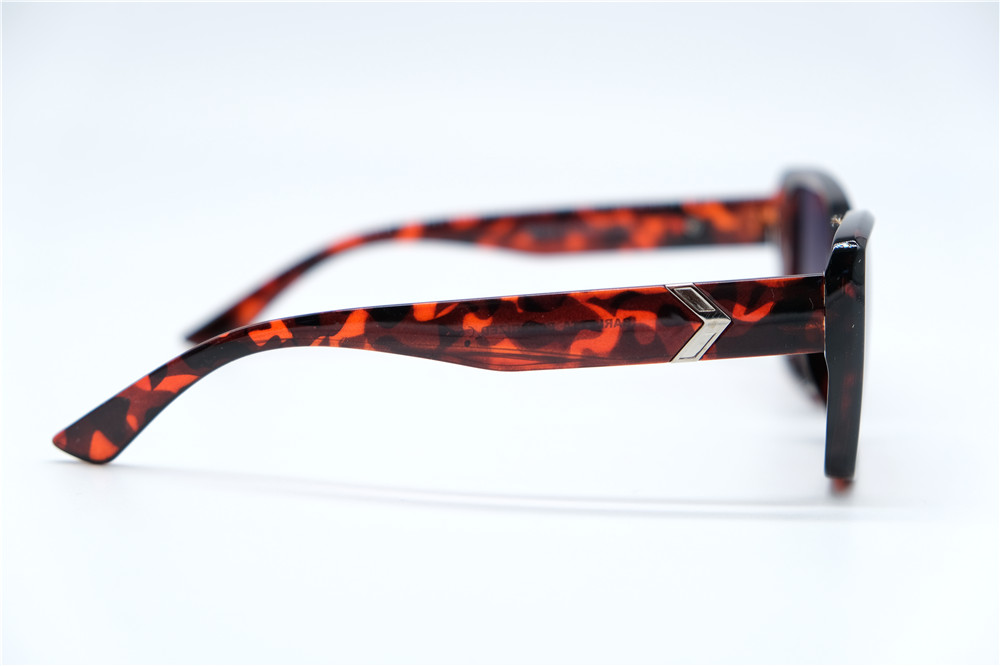  Солнцезащитные очки картинка 2026 Женские Barletta Polarized Классические BP3216-C4 