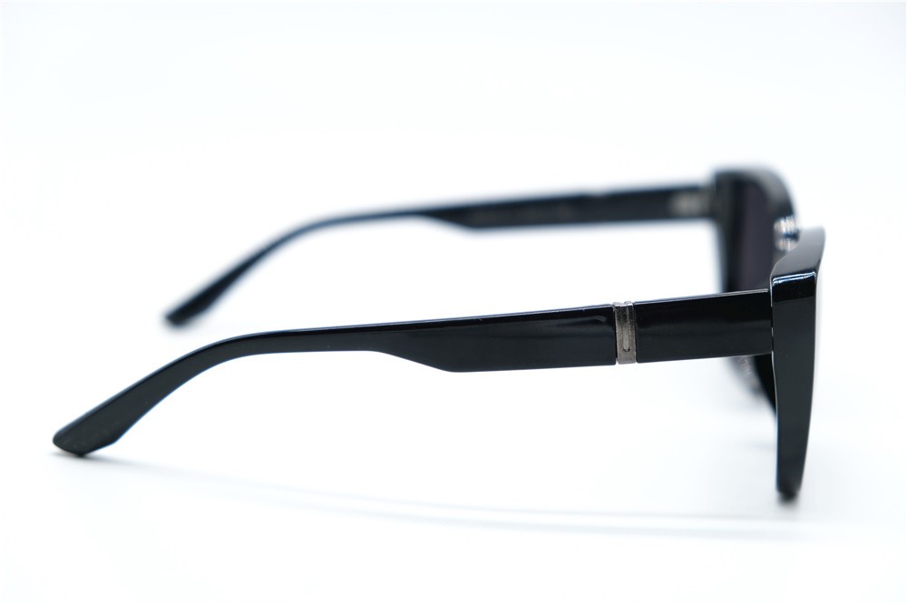  Солнцезащитные очки картинка 2026 Женские Barletta Polarized Классические BP3218-C1 