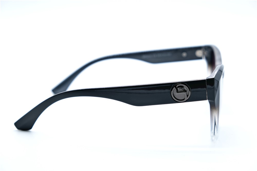  Солнцезащитные очки картинка 2026 Женский Barletta Polarized Классические BP3210-6 