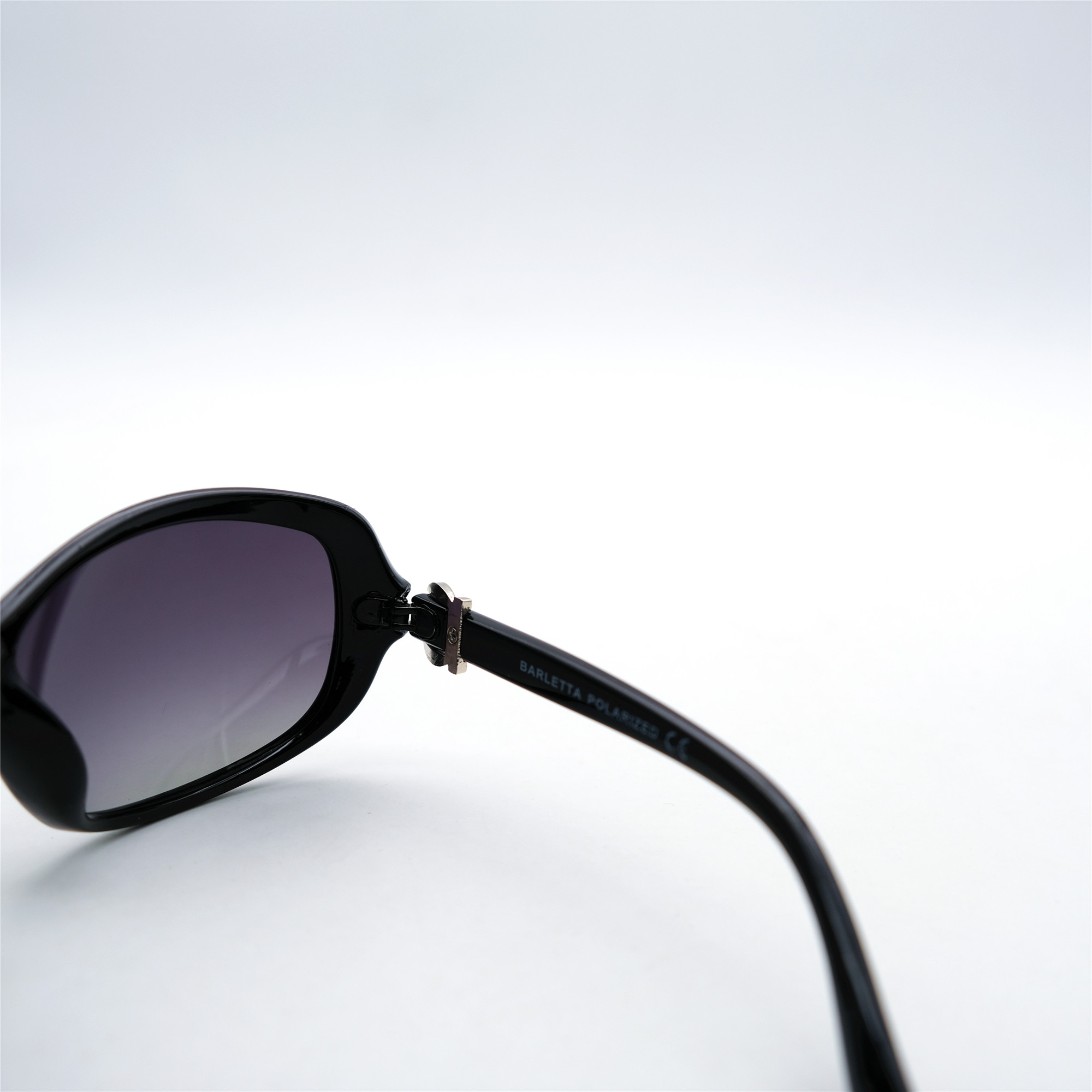  Солнцезащитные очки картинка Женские Barletta Polarized Круглые BP3037-3 