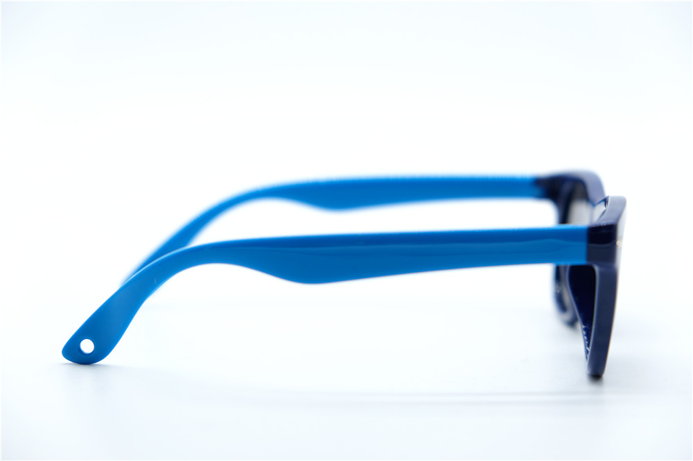  Солнцезащитные очки картинка 2026 Детские Tincon Polarized Классические T8196-C4 