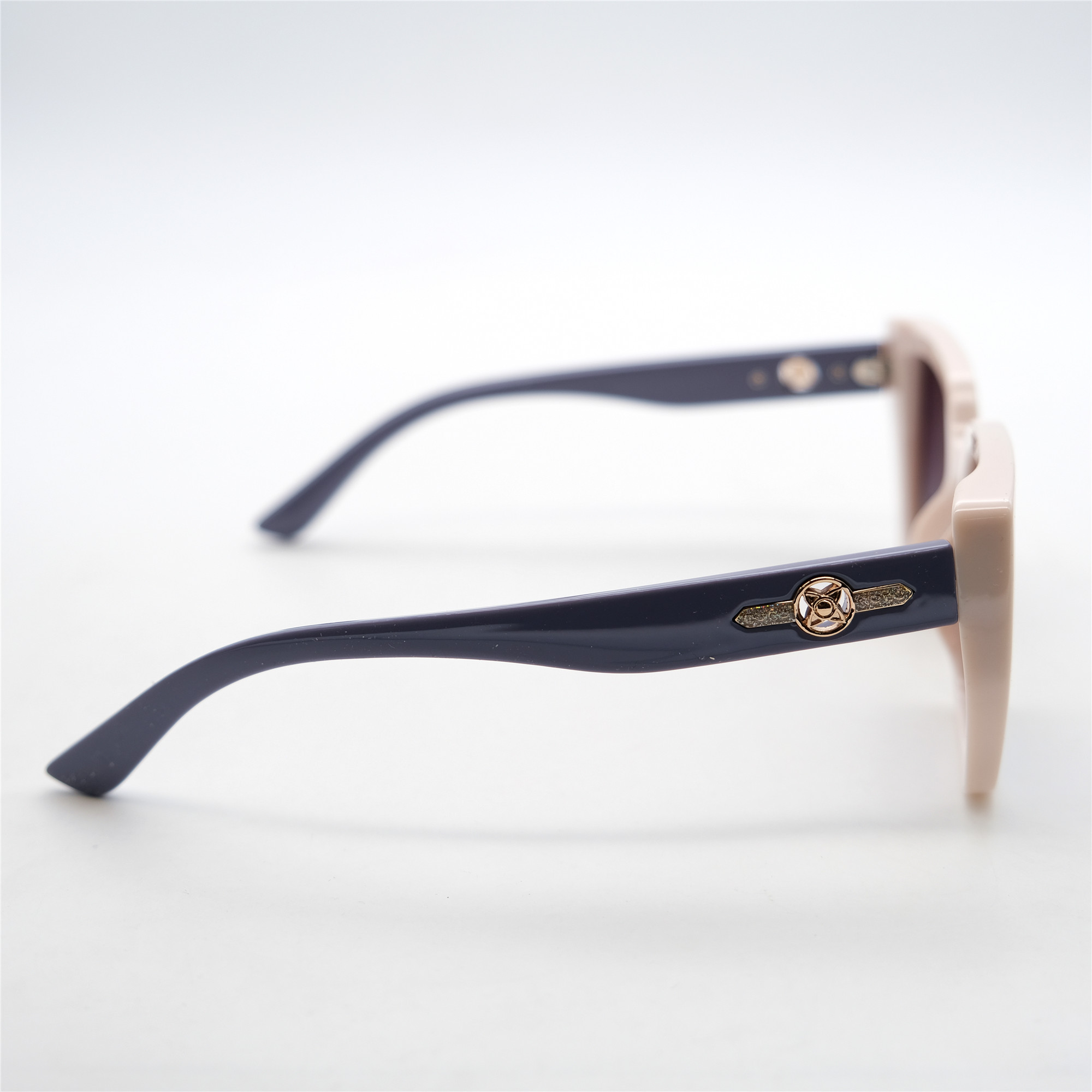  Солнцезащитные очки картинка Женские Caipai Polarized Классический Р8746-С7 
