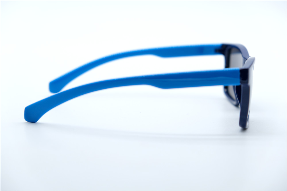  Солнцезащитные очки картинка 2026 Детские Tincon Polarized Прямоугольные T8113-C4 